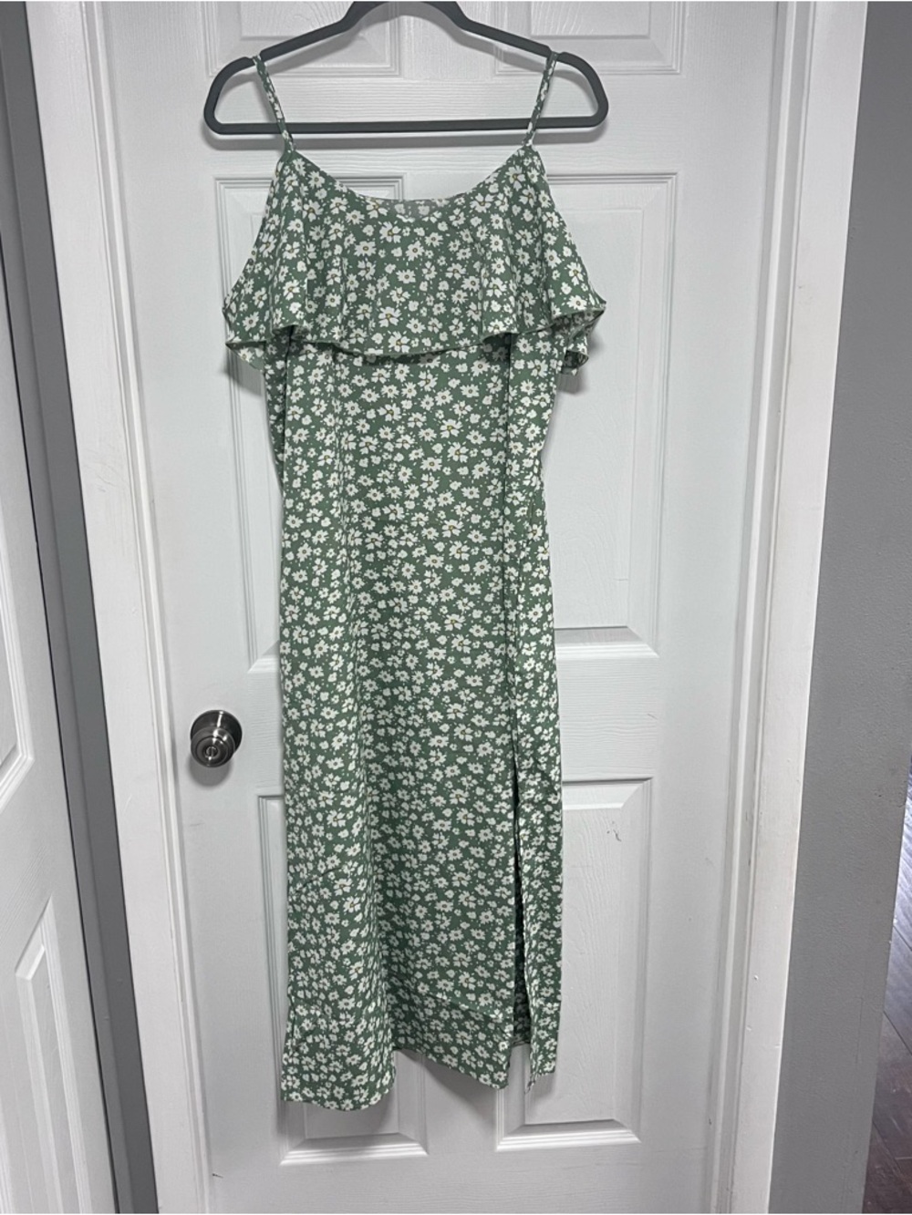 Green Floral Off the Shoulder Ruffle Maxi Dress - Size L